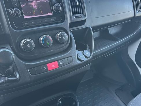 Used 2021 RAM ProMaster 2500 image 12