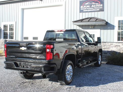 Used 2023 Chevrolet Silverado 3500 High Country image 8