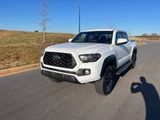 Used 2019 Toyota Tacoma TRD Off-Road image 4