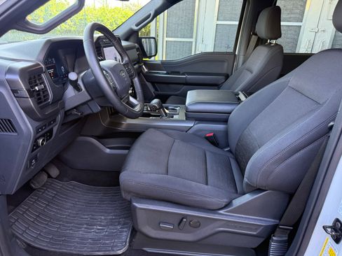 Used 2024 Ford F150 4x4 SuperCrew XLT Hybrid image 17