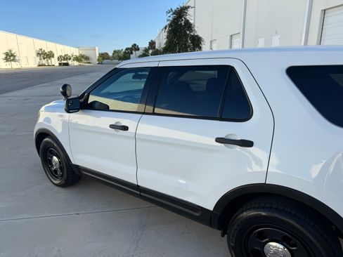 Used 2013 Ford Explorer image 27