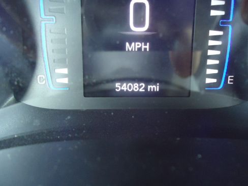 Used 2019 Chrysler Pacifica Touring Plus FWD image 16