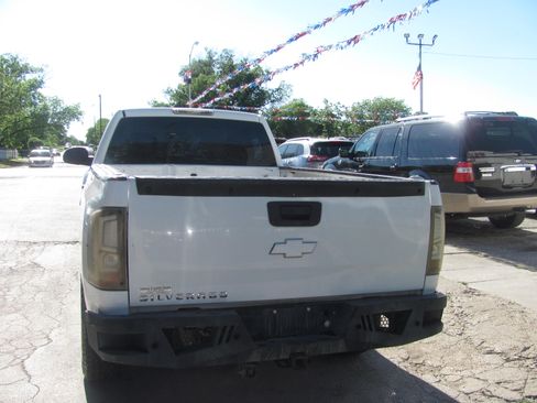 Used 2012 Chevrolet Silverado 1500 image 3