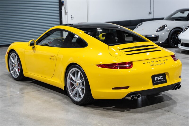 Used 2016 Porsche 911 Carrera S RWD image 4