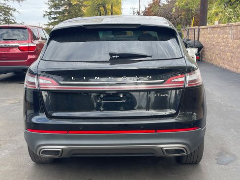 Used 2019 Lincoln Nautilus Reserve image 6