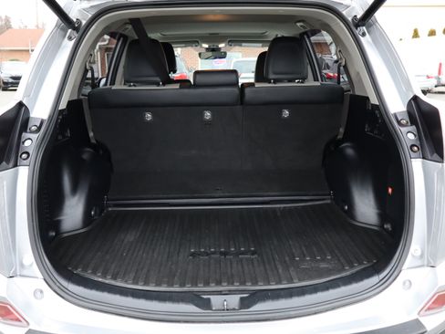 Used 2017 Toyota RAV4 Limited image 14
