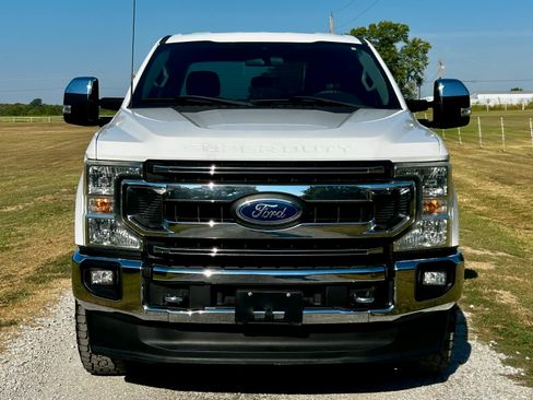 Used 2022 Ford F250 4x4 Crew Cab Super Duty image 13