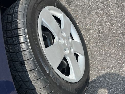 Used 2010 Chevrolet HHR LS FWD image 19