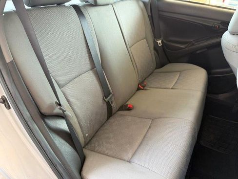 Used 2009 Toyota Matrix S FWD image 14