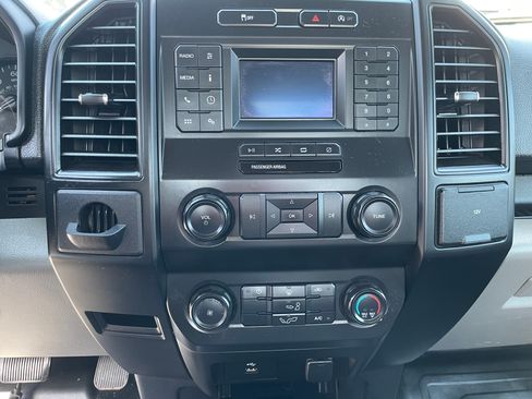 Used 2018 Ford F150 image 14