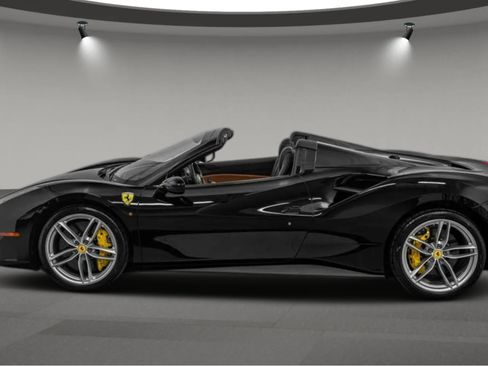 Used 2017 Ferrari 488 Spider image 2