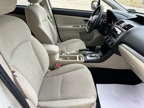 Used 2014 Subaru XV Crosstrek 2.0i Premium image 12