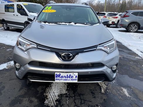 Used 2016 Toyota RAV4 Limited image 3