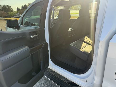 Used 2021 GMC Sierra 1500 Denali AWD/4WD image 14
