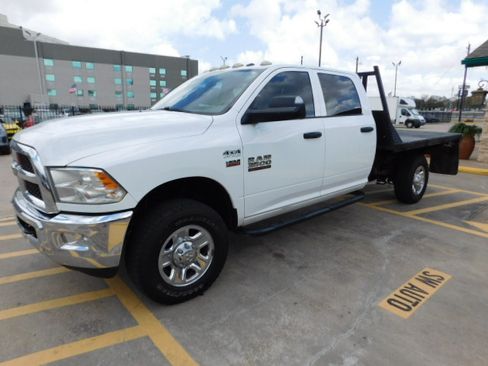 Used 2016 RAM 3500 image 4