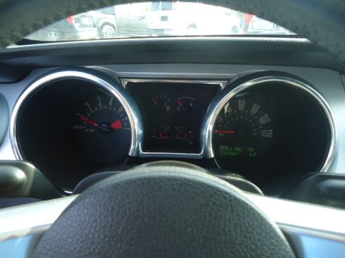 Used 2008 Ford Mustang image 13