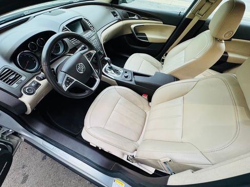 Used 2011 Buick Regal CXL image 6