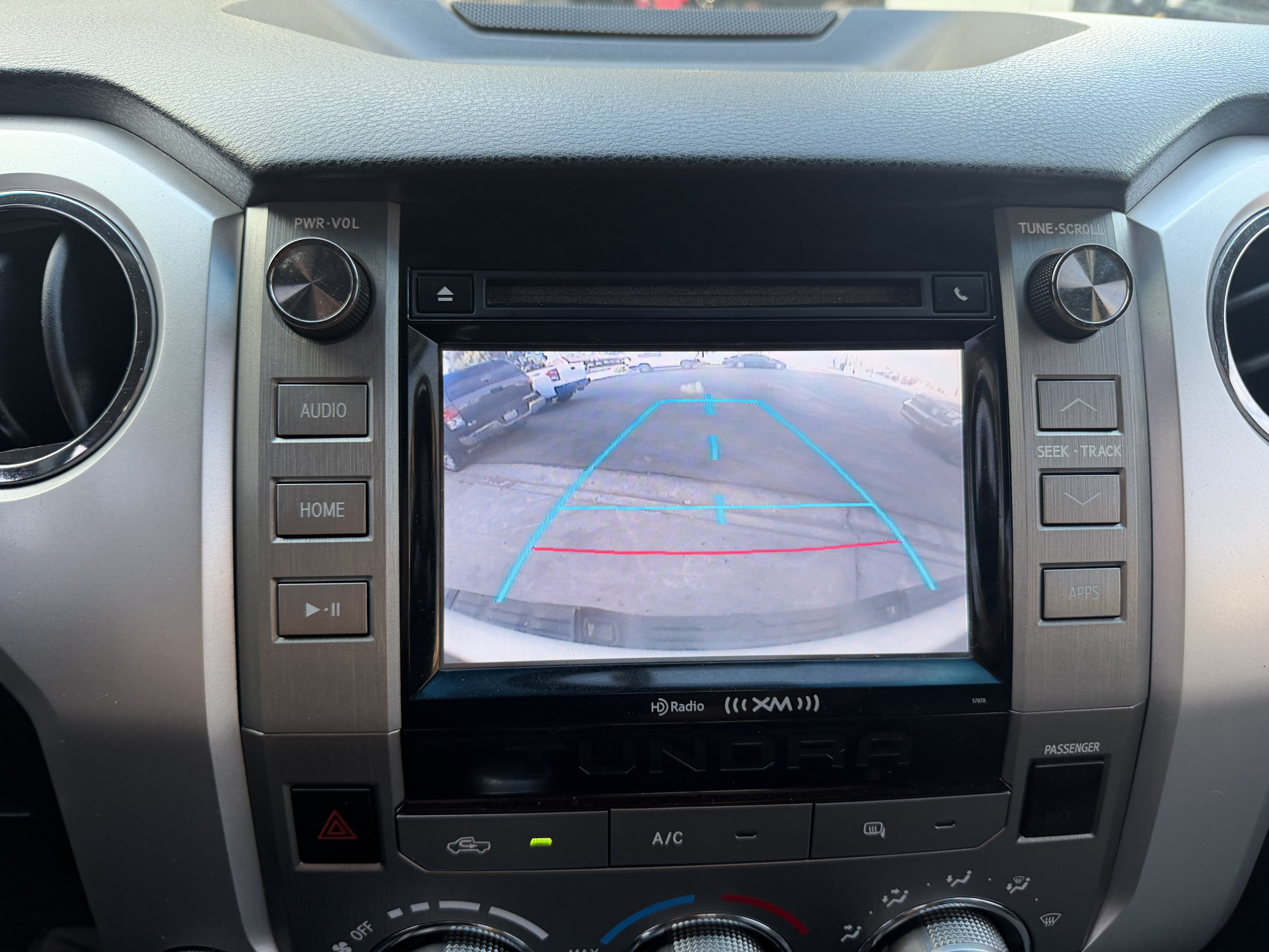 Used 2015 Toyota Tundra 4x4 SR5 w/ TRD Off-Road Pkg image 37