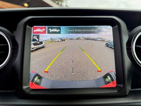 Used 2020 Jeep Gladiator Rubicon image 16