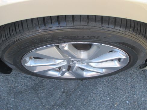 Used 2018 Honda Accord LX Special Edition image 16