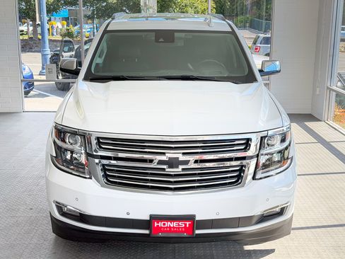 Used 2017 Chevrolet Tahoe 4WD Premier image 2