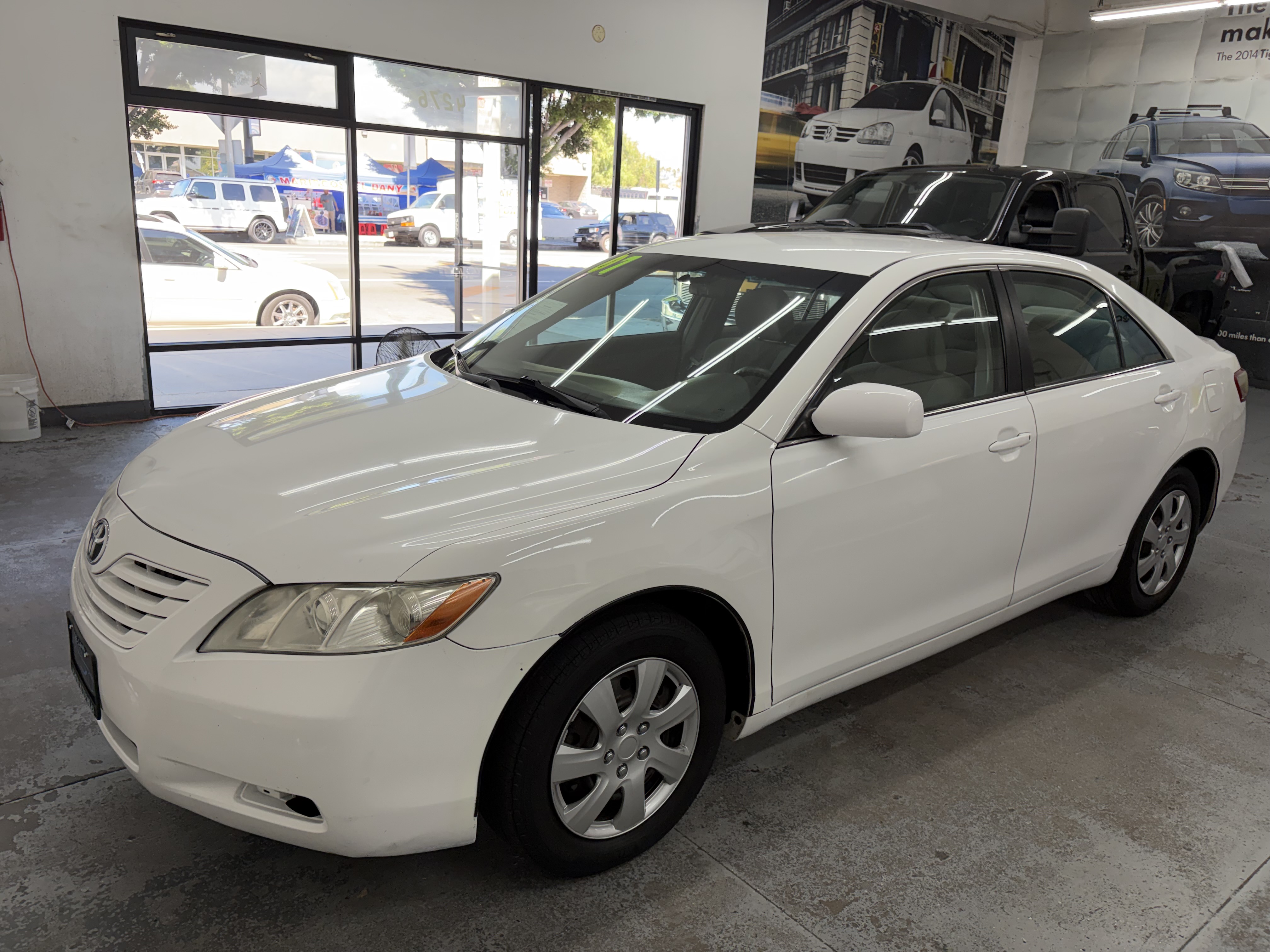Used 2007 Toyota Camry LE Sedan FWD image 1