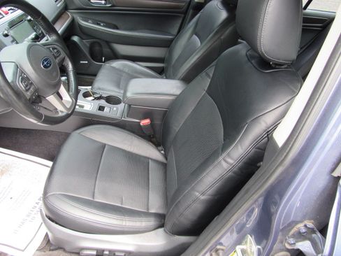 Used 2015 Subaru Legacy 2.5i Limited AWD/4WD image 13