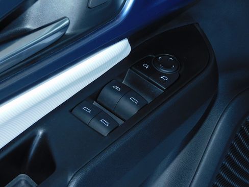 Used 2024 Chevrolet Equinox EV LT image 16