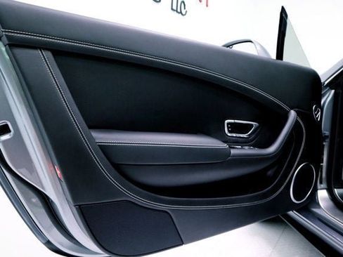 Used 2017 Bentley Continental GT image 22