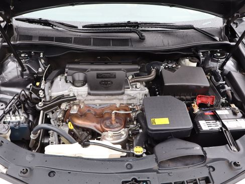 Used 2012 Toyota Camry XLE image 36