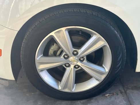 Used 2015 Chevrolet Cruze LT image 31