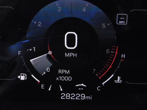 Used 2025 GMC Yukon Denali image 35