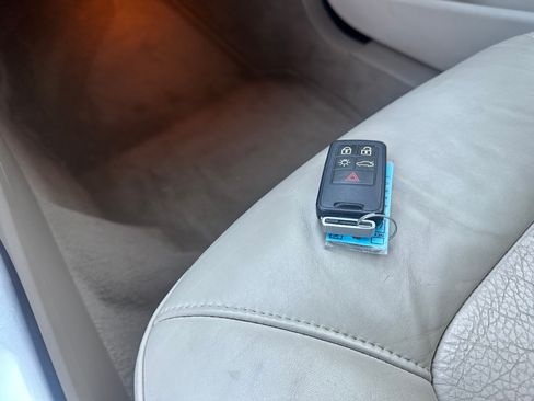 Used 2011 Volvo S80 3.2 image 15