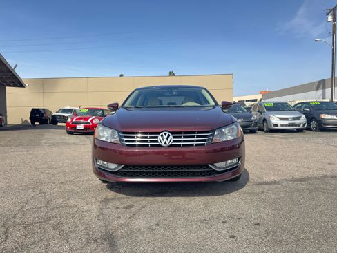 Used 2012 Volkswagen Passat 2.5 SEL image 12