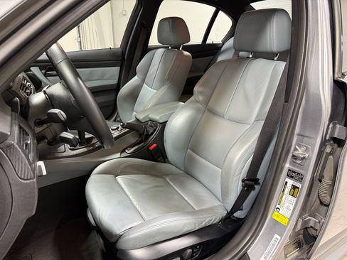 Used 2009 BMW M3 RWD image 14