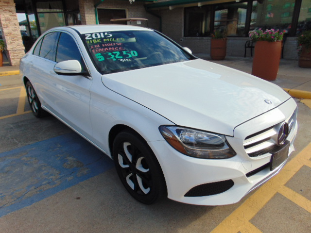 Used 2015 Mercedes-Benz C 300 4MATIC Sedan image 1