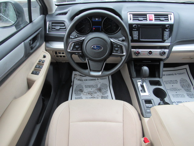Used 2019 Subaru Outback 2.5i AWD/4WD image 21