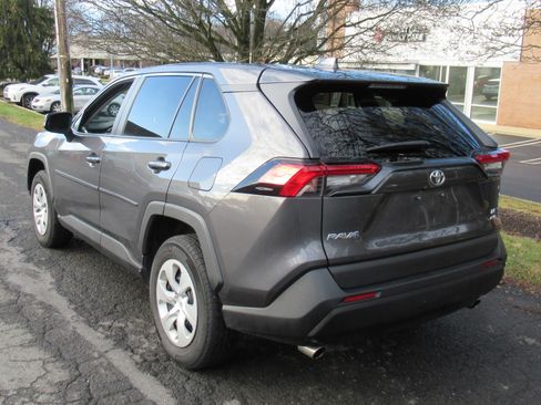 Used 2023 Toyota RAV4 LE image 5