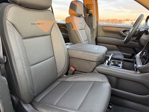 New 2026 GMC Yukon XL Denali w/ Sun & Power Step Package image 40