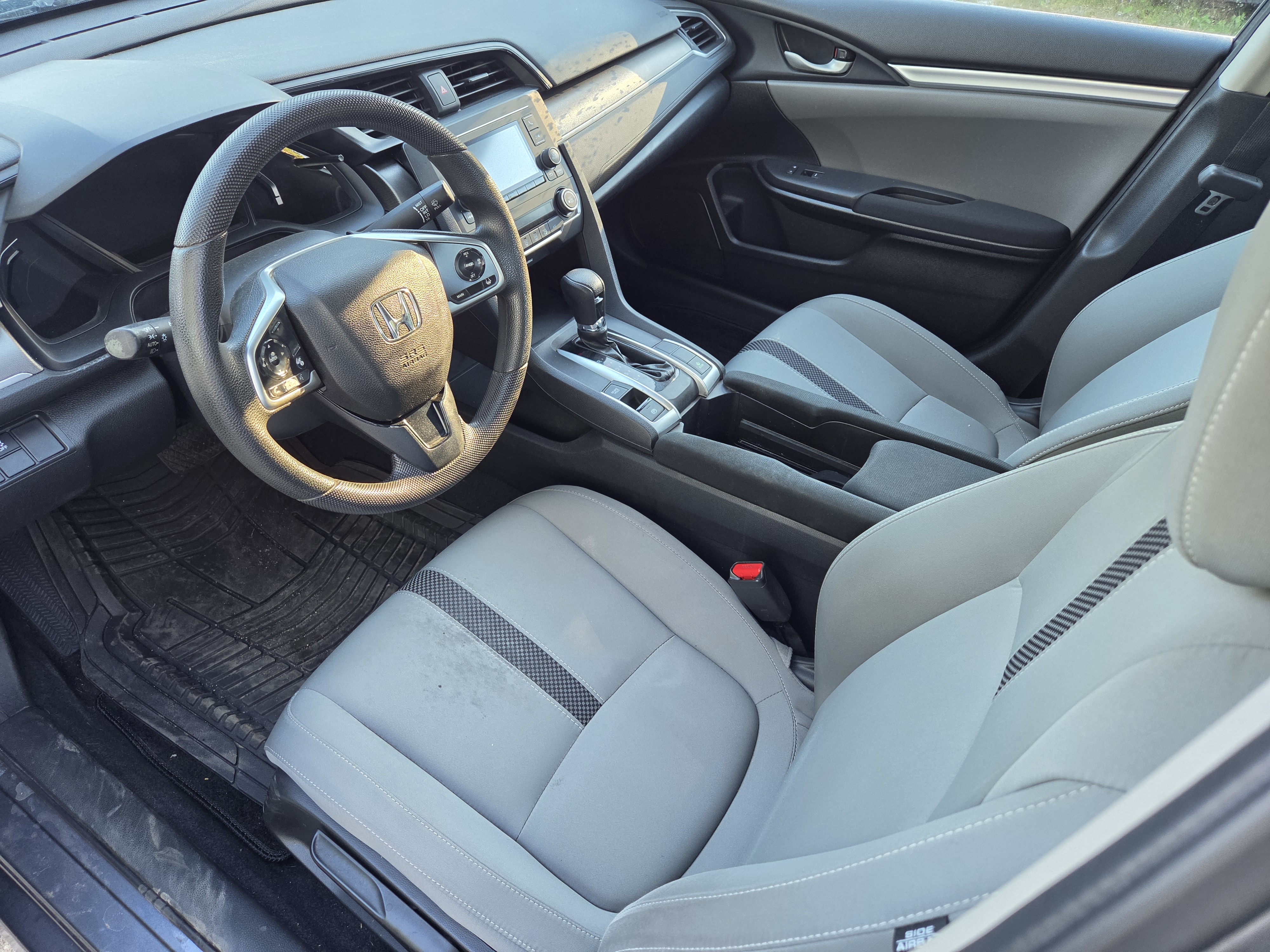 Used 2020 Honda Civic LX Sedan image 5