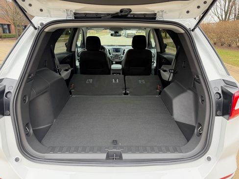 Used 2020 Chevrolet Equinox LT image 14