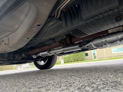 Used 2011 Ford Escape Limited image 32