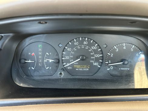 Used 2001 Toyota Camry UNAVAIL FWD image 16