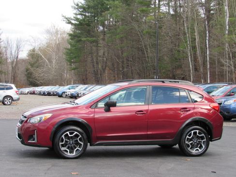 Used 2016 Subaru Crosstrek 2.0i Premium image 4