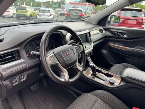 Used 2017 GMC Acadia AWD SLE w/ SLE-2 image 8
