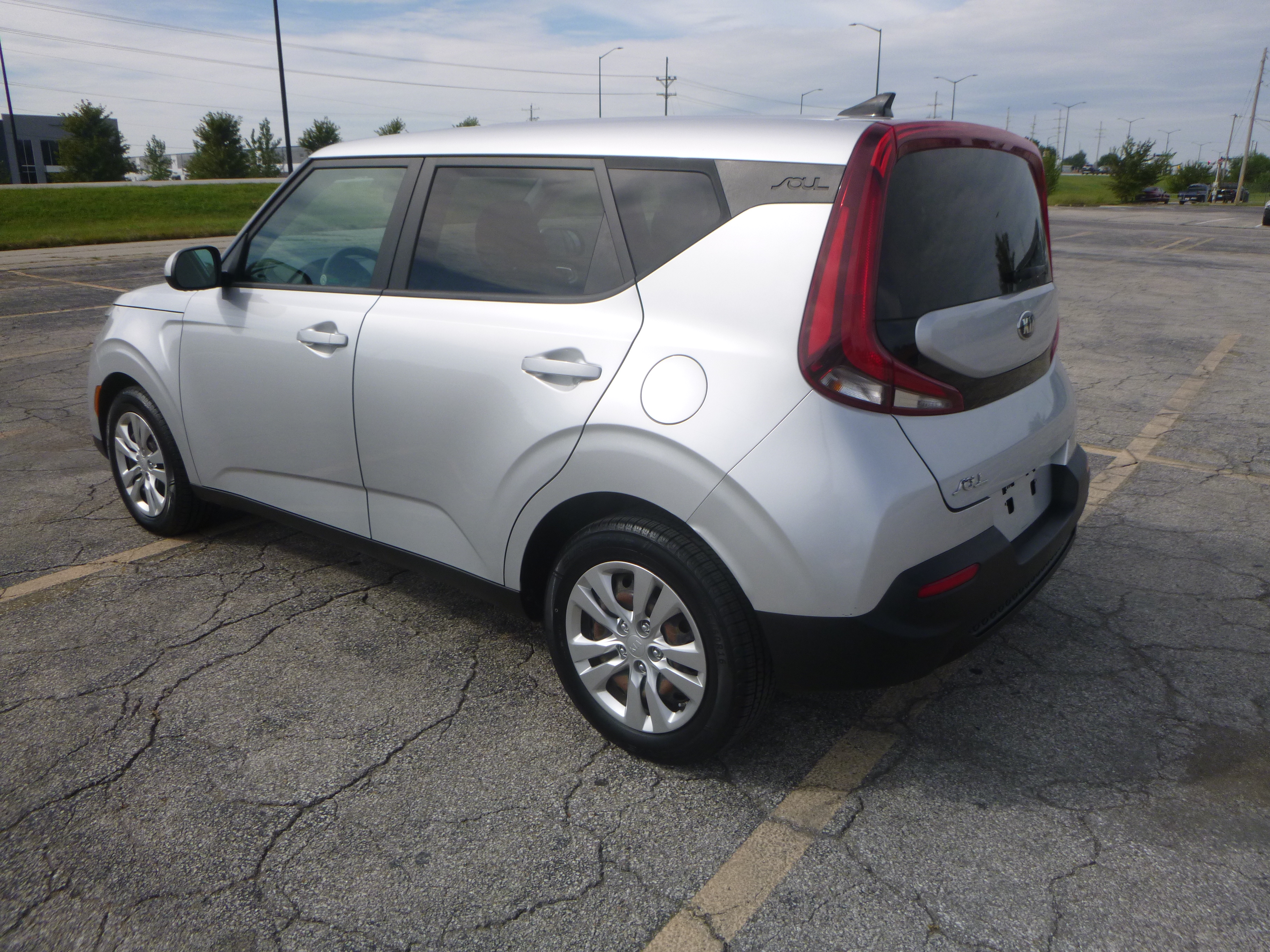 Used 2021 Kia Soul LX FWD image 8