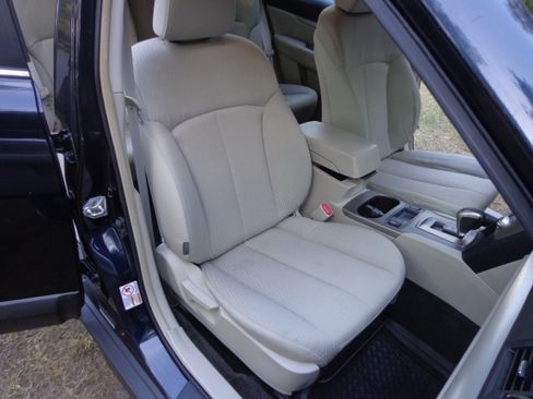 Used 2012 Subaru Outback 2.5i AWD/4WD image 12