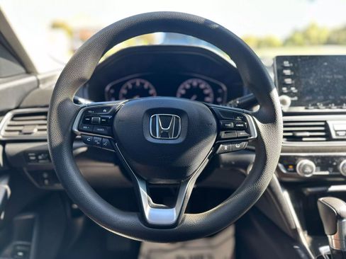Used 2020 Honda Accord LX image 11