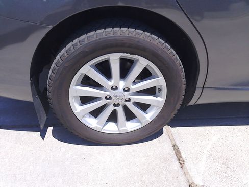 Used 2010 Toyota Venza AWD image 38