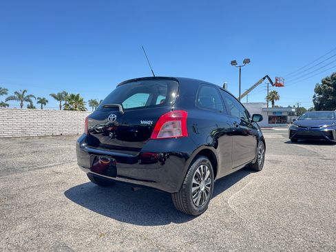 Used 2008 Toyota Yaris 2-Door Hatchback FWD image 7